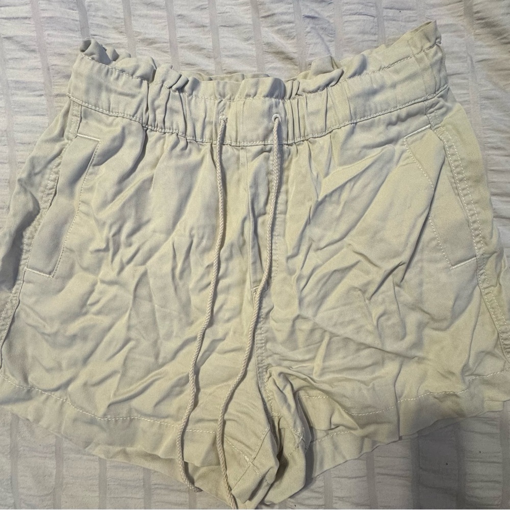 LOFT High Waist Cream Shorts